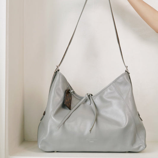 【ルイヴィトン】新作★Carryall MM|贅沢なスタイルを実現!◆嬉しい大容量♪