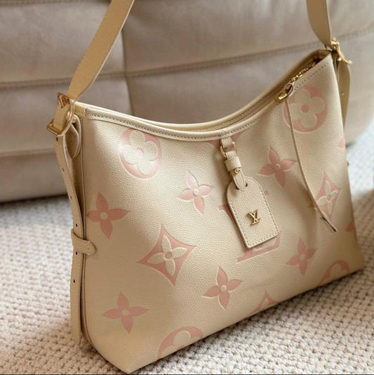 【ルイヴィトン】新作★大人気★Carry All|優雅で高級感あふれるクリーム色♪数量限定販売中!